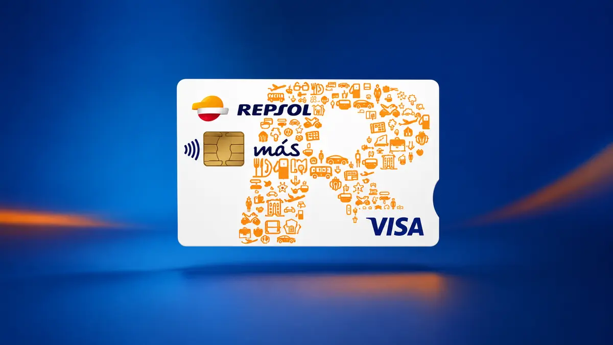 Tarjeta blanca Repsol Más con un mosaico de iconos naranjas, chip dorado, contactless y el símbolo Visa