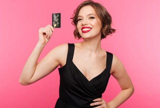 Uma Nova Era de Vantagens com o Cartão Revolut Uma Nova Era de Vantagens com o Cartão Revolut