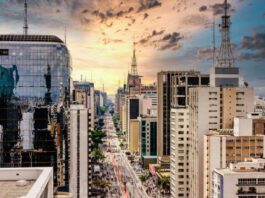 São Paulo: O Pulsar Cultural e Econômico do Brasil